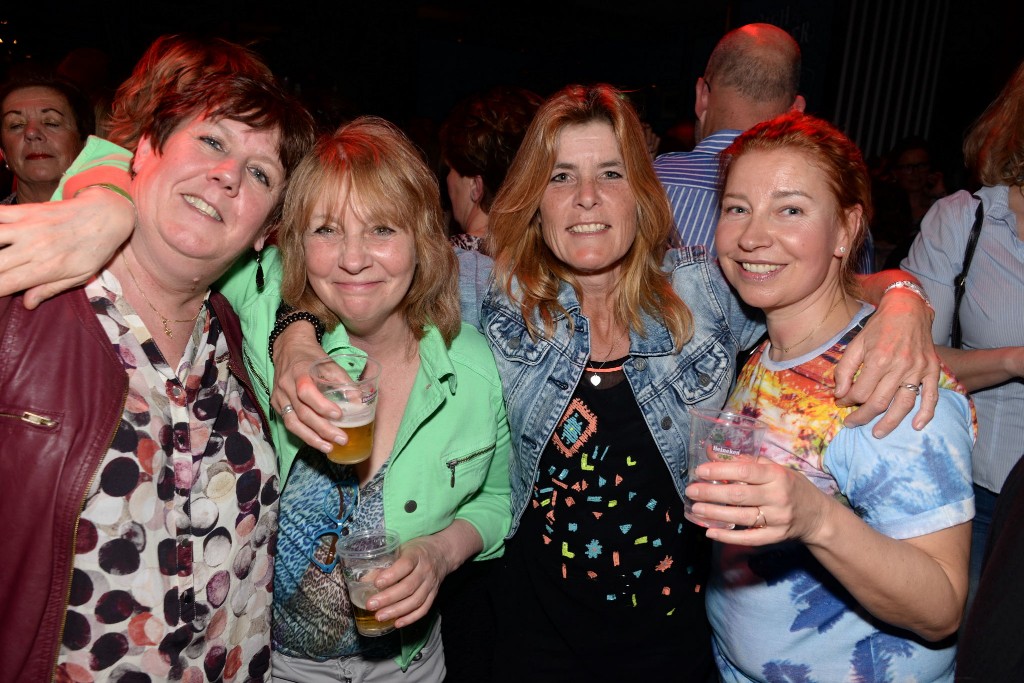../Images/Heel Noordwijkerhout zingt Hazes 265.jpg